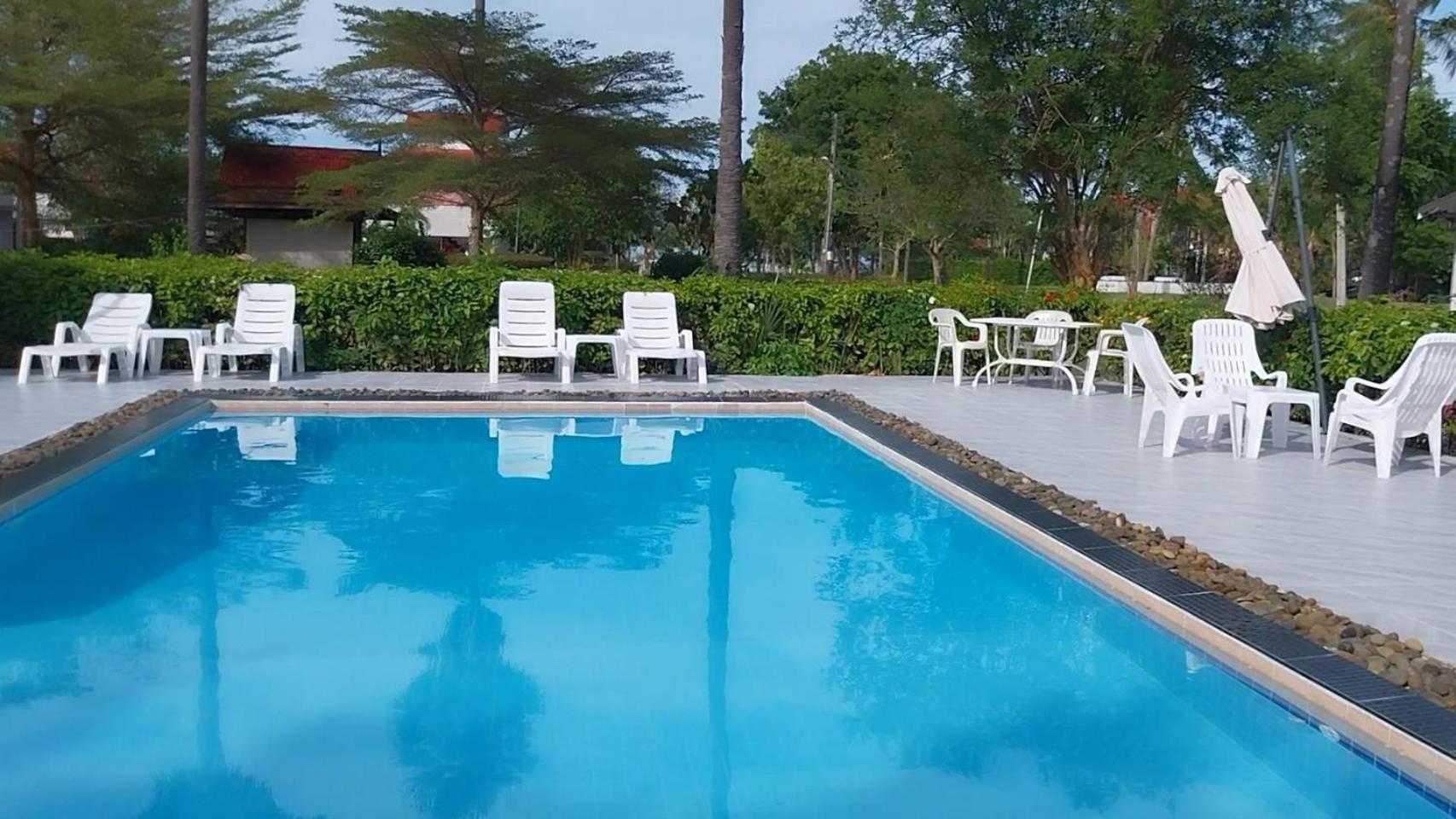 Baan Golden Resort & Residences Sam Roi Yot Esterno foto