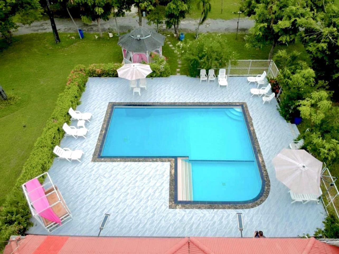 Baan Golden Resort & Residences Sam Roi Yot Esterno foto