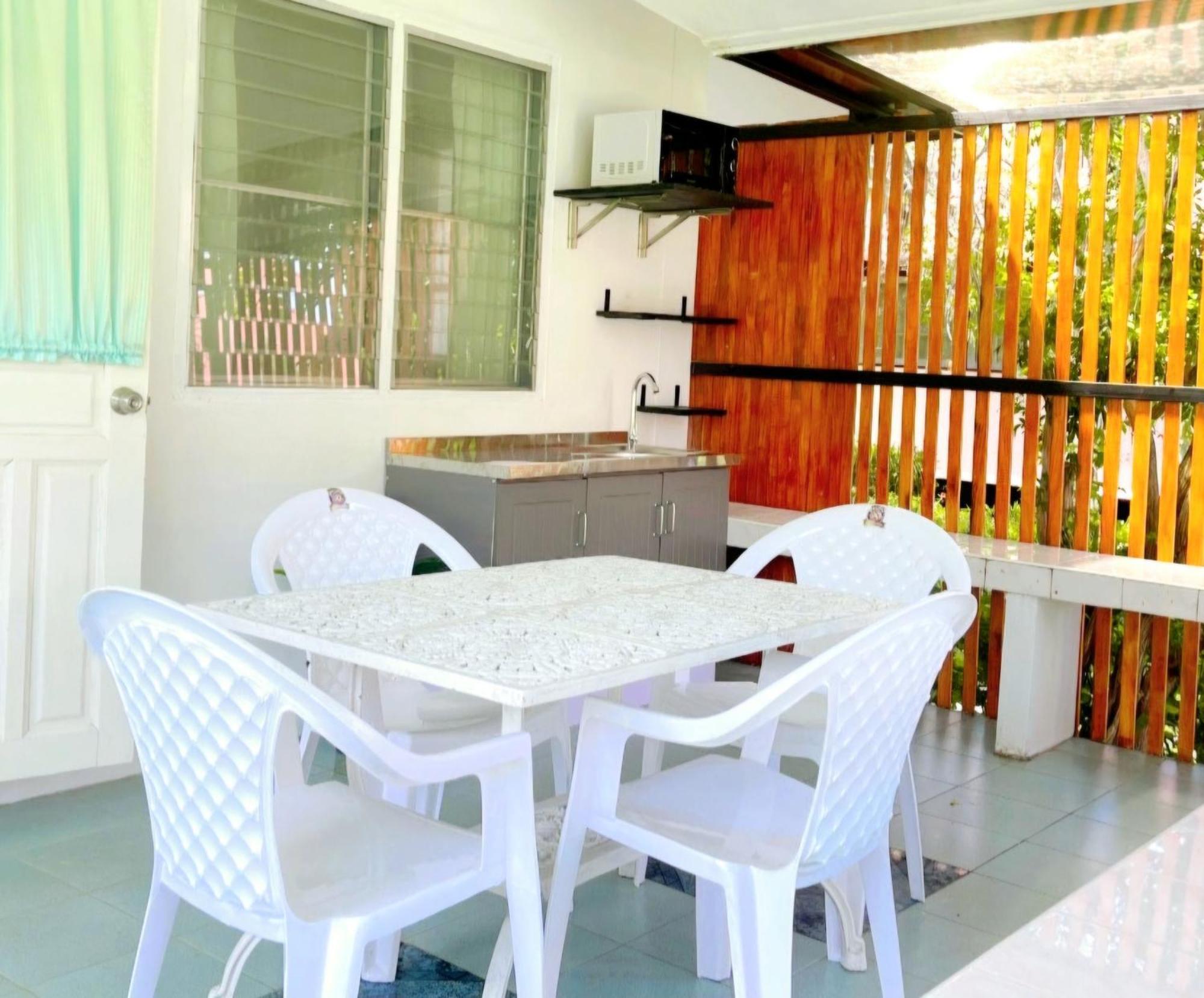 Baan Golden Resort & Residences Sam Roi Yot Esterno foto