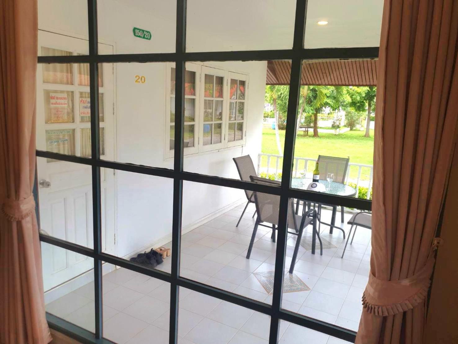 Baan Golden Resort & Residences Sam Roi Yot Esterno foto